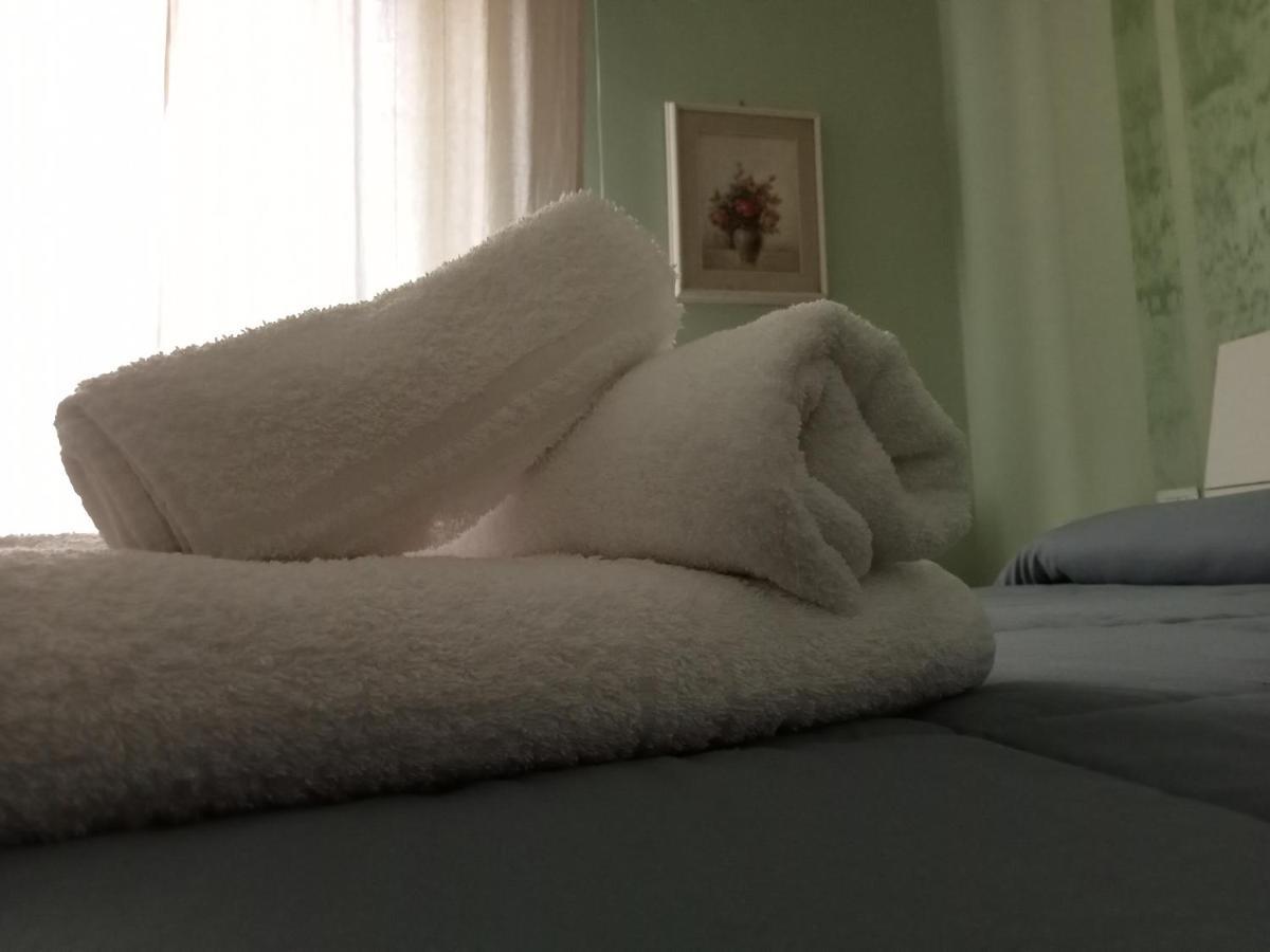 Casa Sofia - Appartamento Con Parcheggio Riservato Terni Ngoại thất bức ảnh